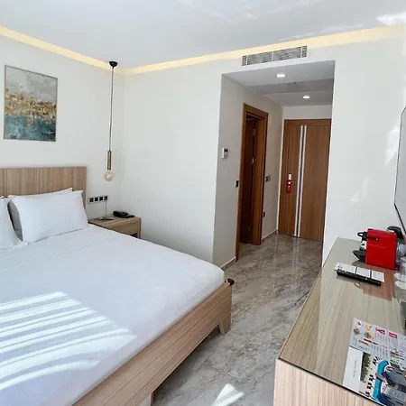 Hotel Dna (adults Only)