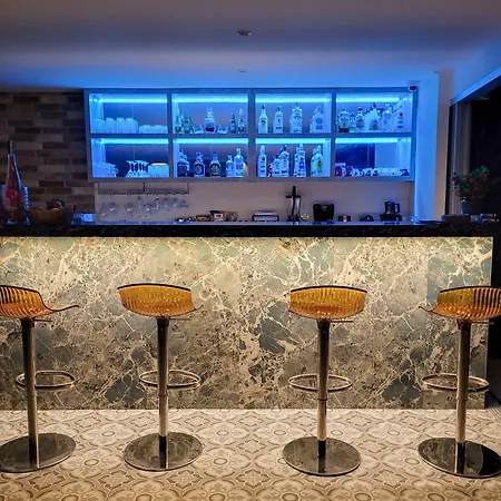 Dna (adults Only) داليان